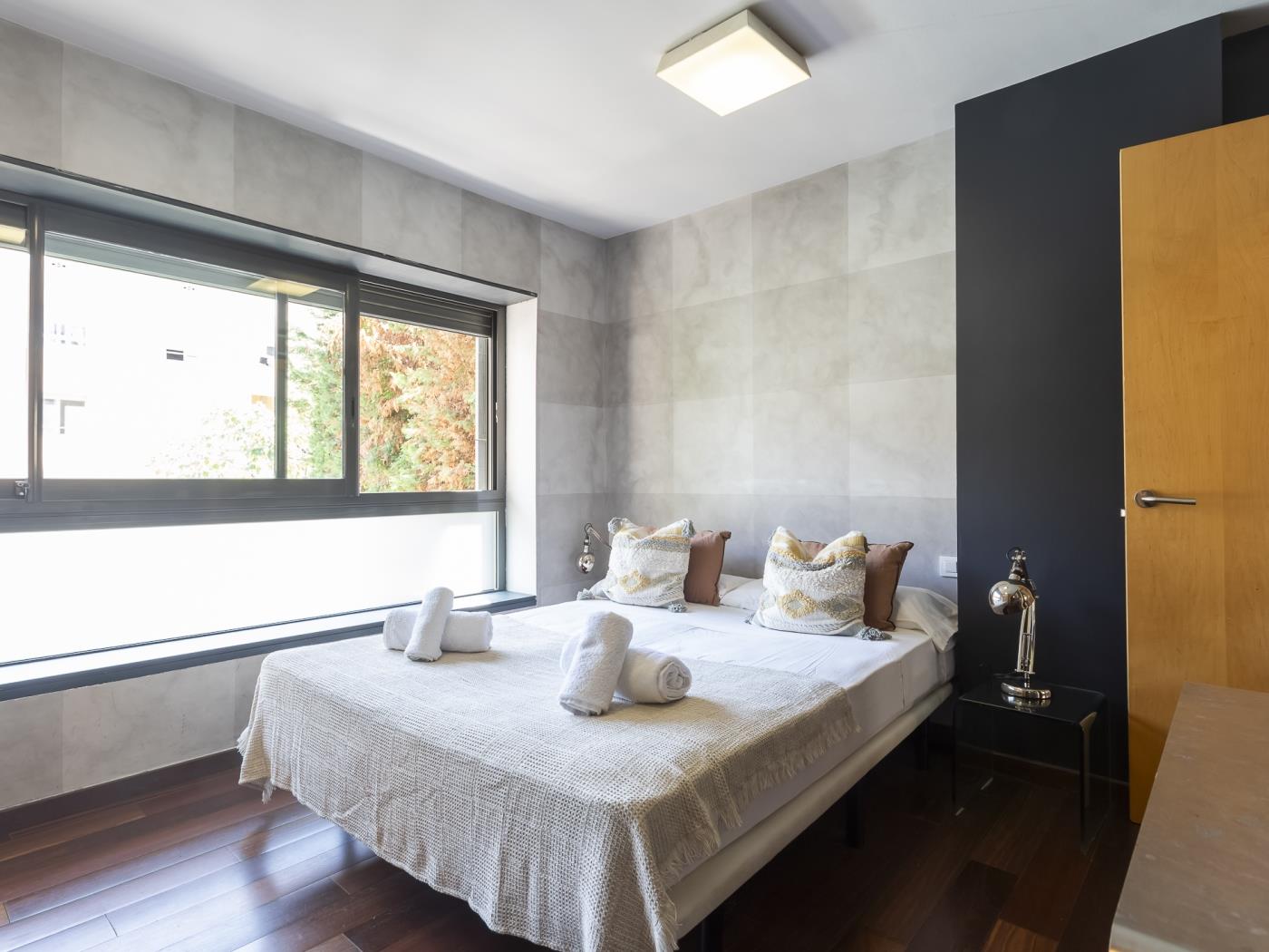 Appartamento con terrazza e piscina vicino al Parc Güell per 8 persone - My Space Barcelona Appartamenti