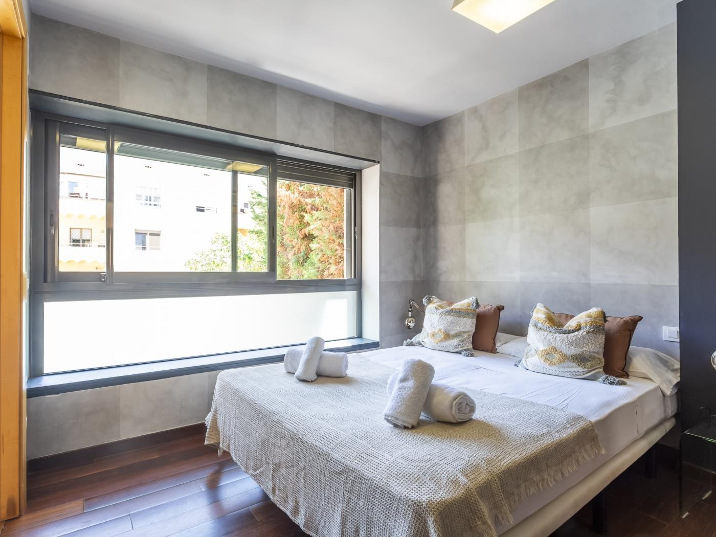 Appartamento con terrazza e piscina vicino al Parc Güell per 8 persone - My Space Barcelona Appartamenti