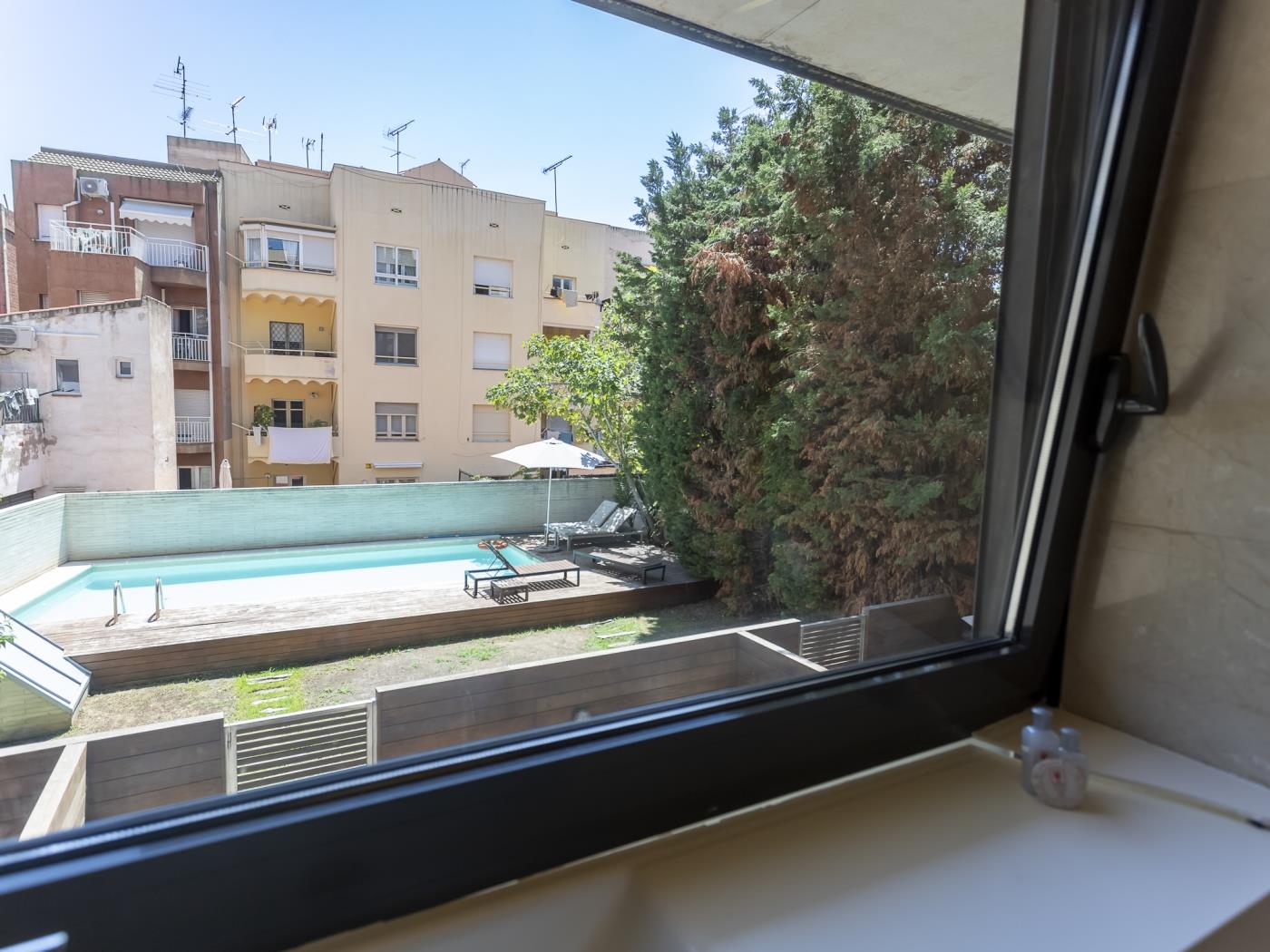 Appartamento con terrazza e piscina vicino al Parc Güell per 8 persone - My Space Barcelona Appartamenti