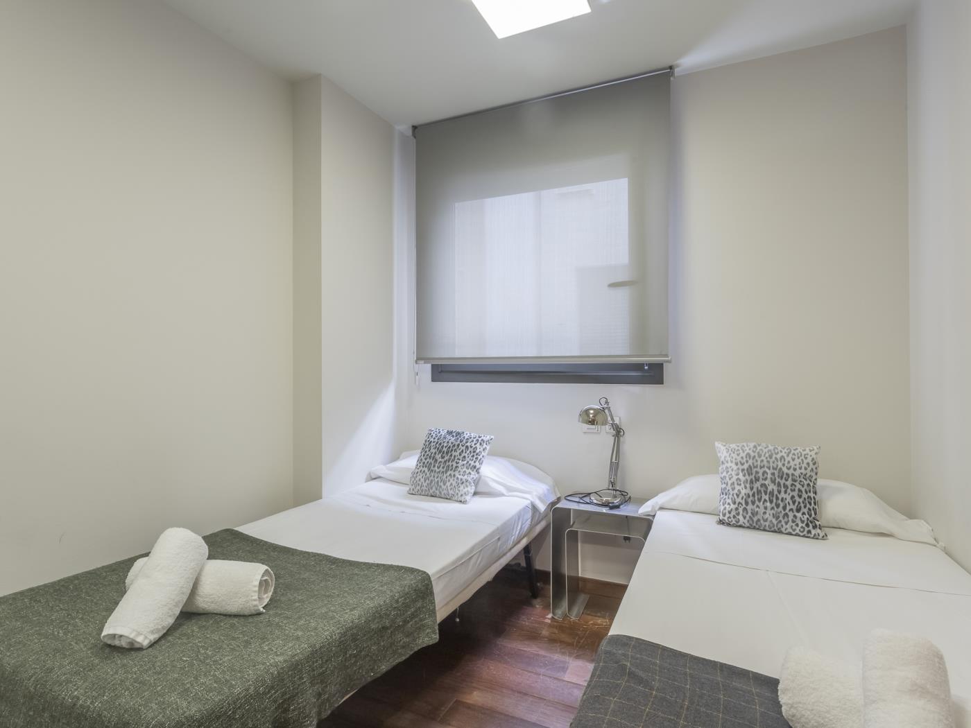 Appartamento con terrazza e piscina vicino al centro per 8 - My Space Barcelona Appartamenti