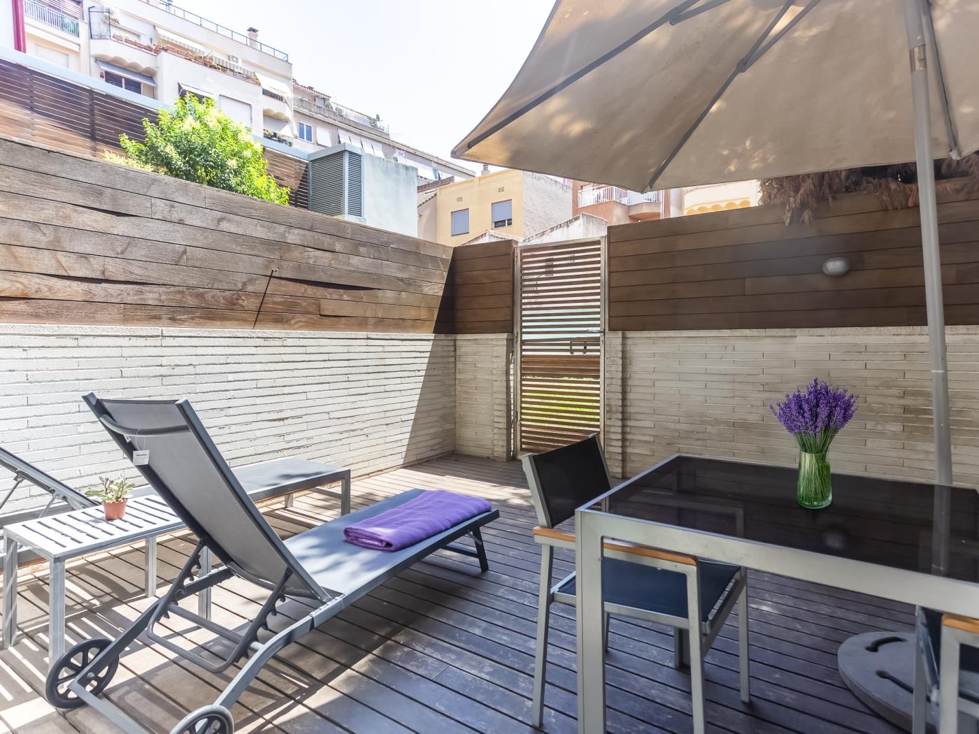 Appartamento con terrazza e piscina vicino al centro per 8 - My Space Barcelona Appartamenti