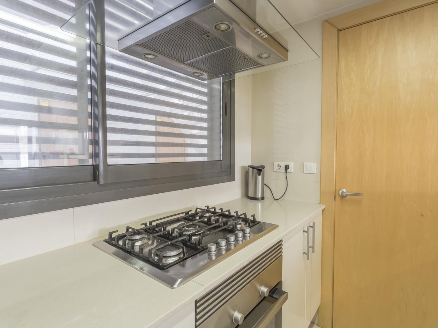 Appartamento con terrazza e piscina vicino al centro per 8 - My Space Barcelona Appartamenti