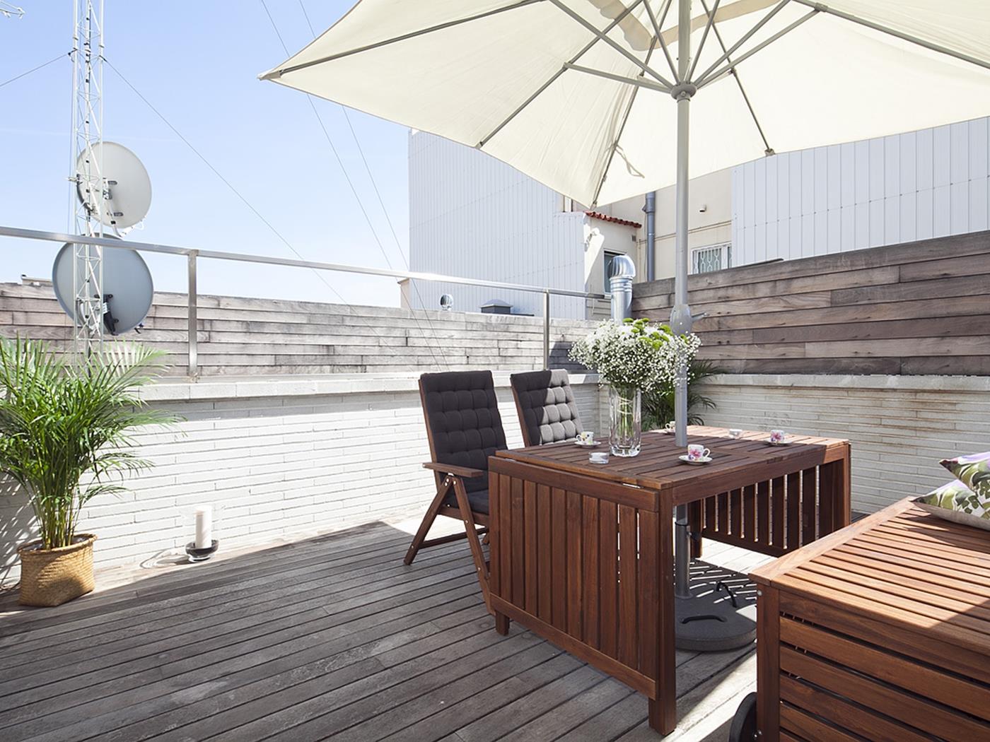 Attico con terrazza e piscina vicino al centro per 8 persone - My Space Barcelona Appartamenti