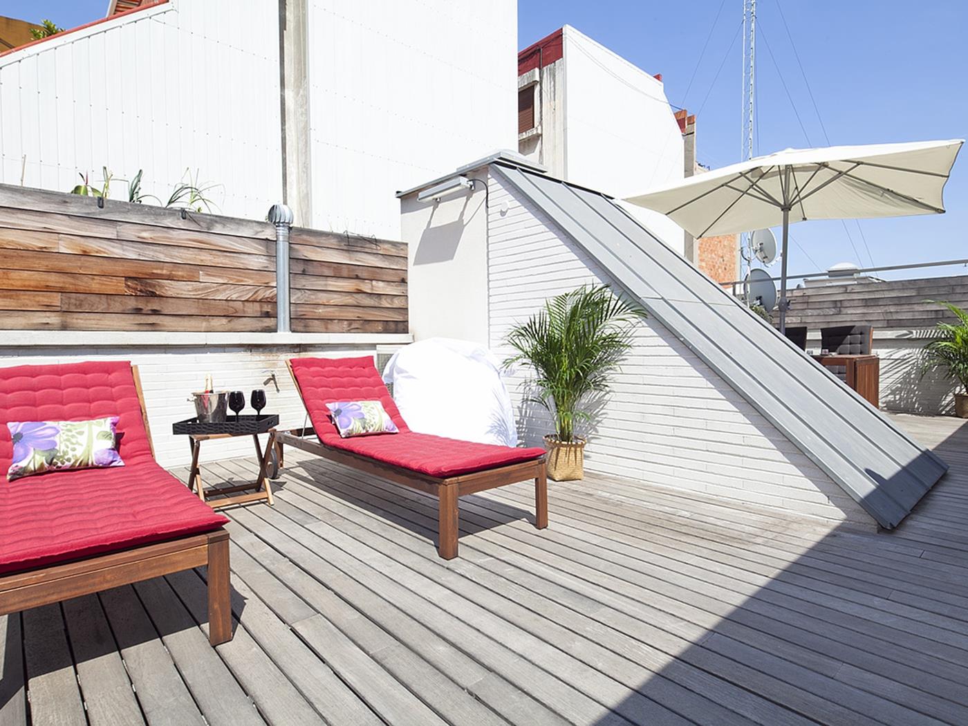 Attico con piscina e terrazza per 8 persone a Gràcia - My Space Barcelona Appartamenti