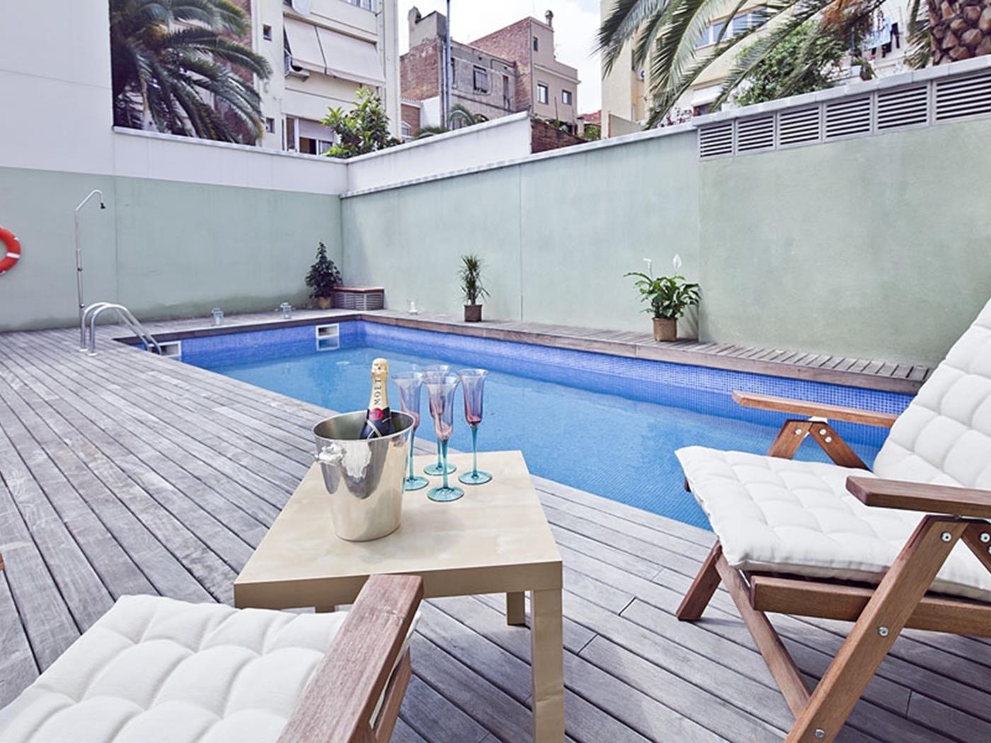 Appartamento con terrazza e piscina in centro - My Space Barcelona Appartamenti