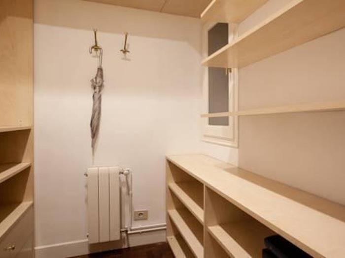 Affascinante e luminoso appartamento in Hospital Clinic con balcone - My Space Barcelona Appartamenti