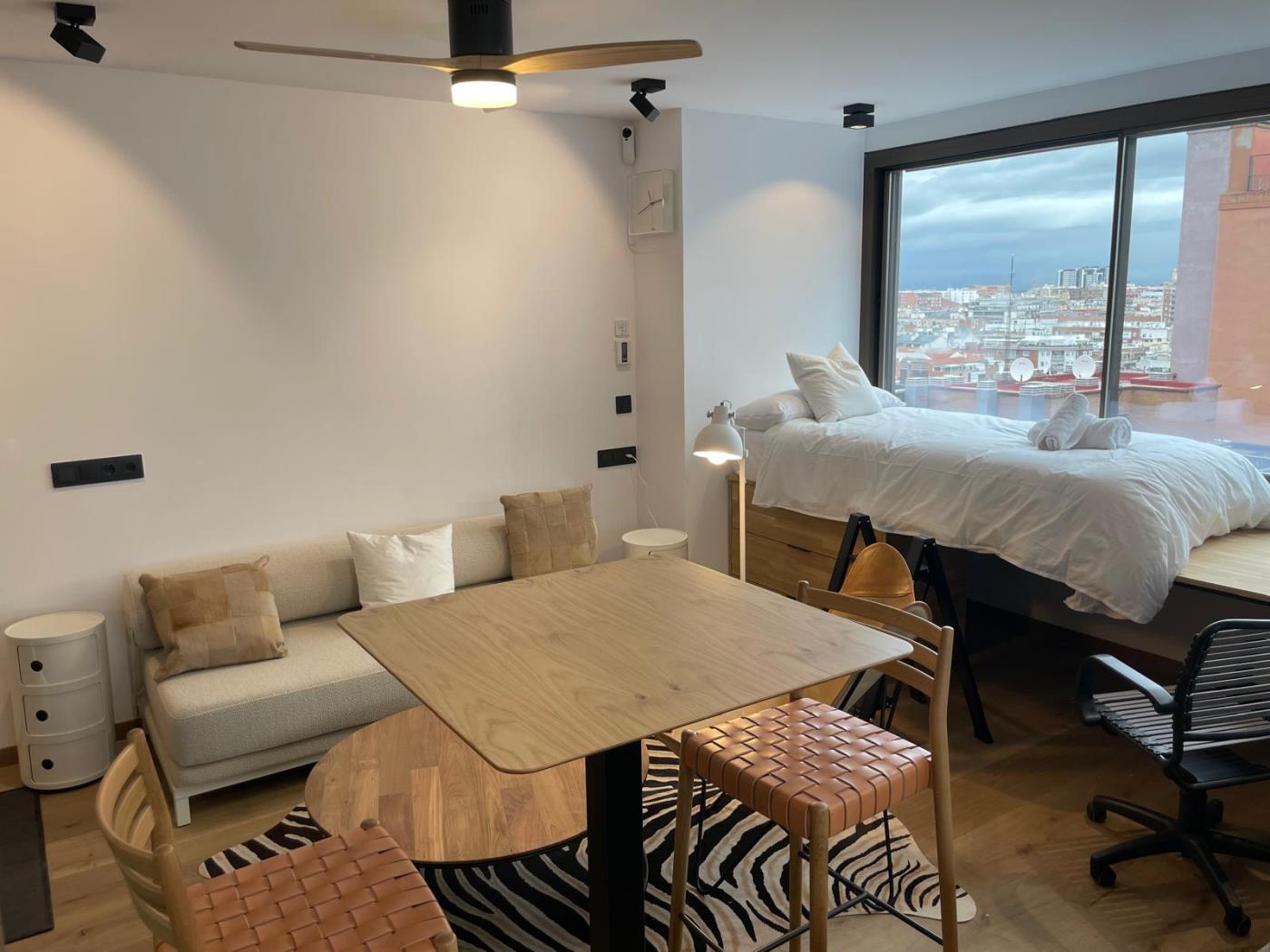 Loft moderno con piscina sul tetto e vista sulla città - My Space Madrid Appartamenti