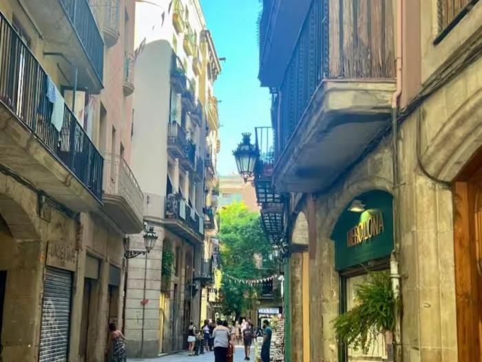 Affascinante Loft a El Born – Minimo 31 Notti, Posizione Top - My Space Barcelona Appartamenti