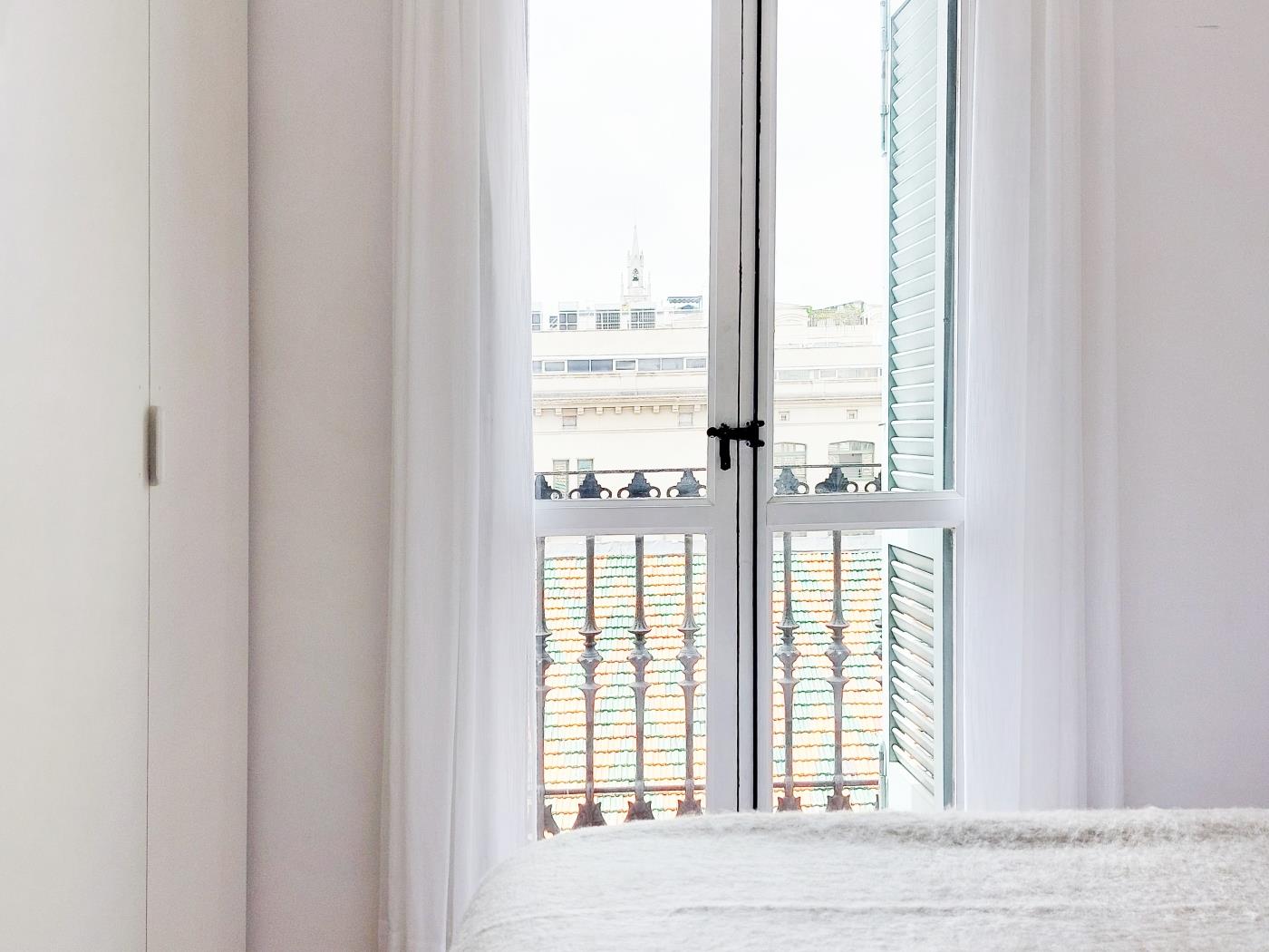 Luminoso appartamento con 3 camere e terrazza nell’Eixample. - My Space Barcelona Appartamenti