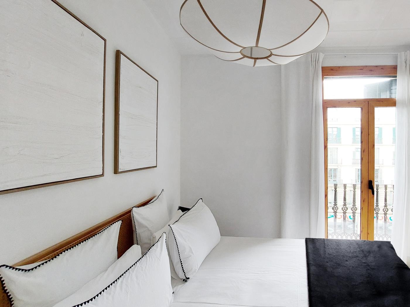 Appartamento Luminoso con 2 Camere da Letto e Balcone - My Space Barcelona Appartamenti
