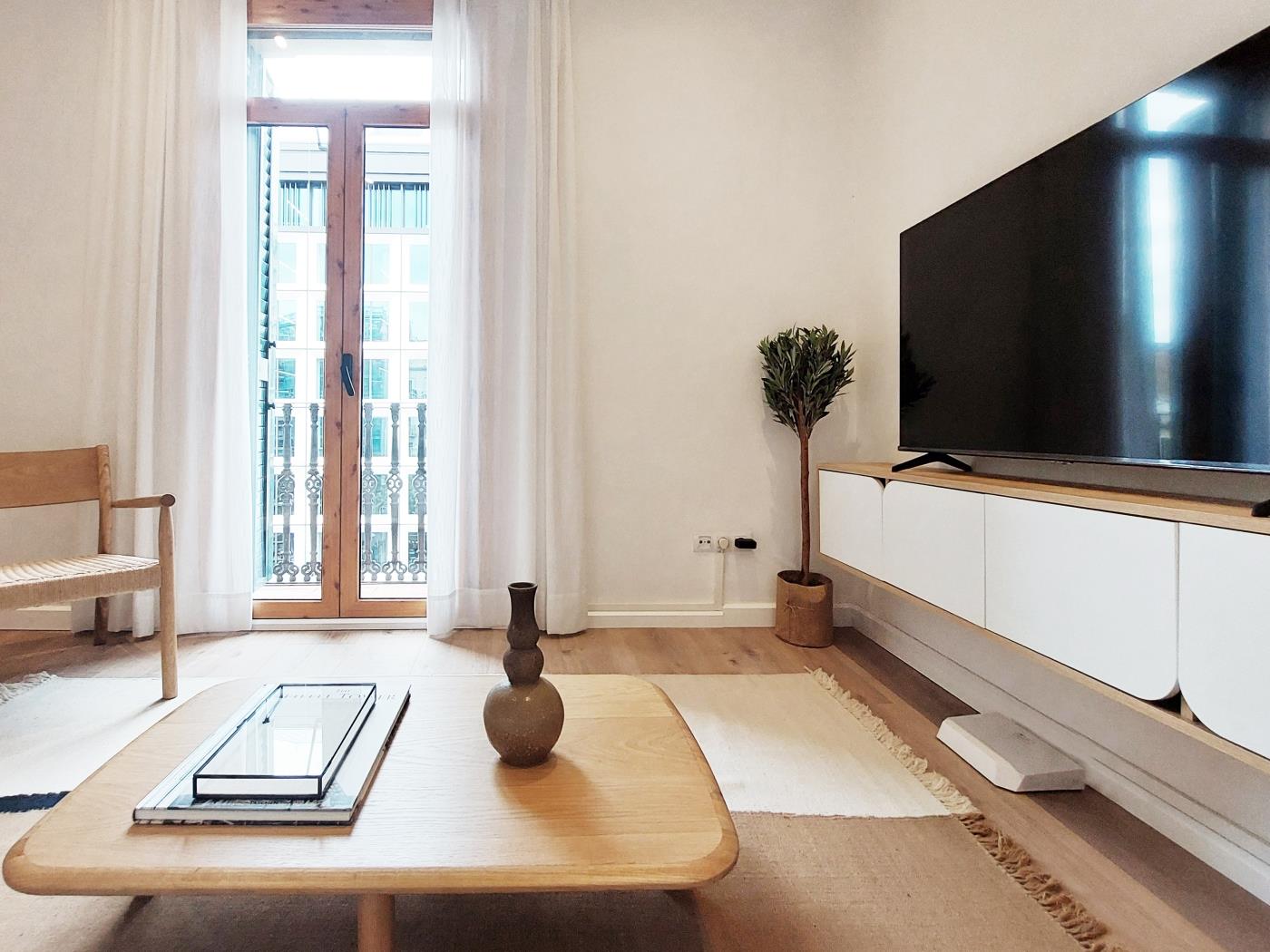 Appartamento Luminoso con 2 Camere da Letto e Balcone - My Space Barcelona Appartamenti